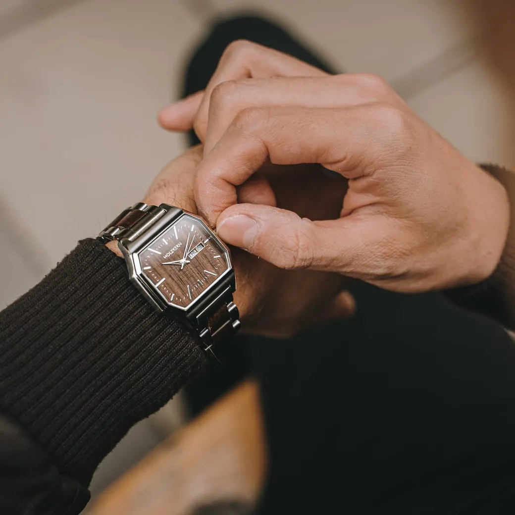 Holzkern Gaudí|DAMES Horloges|Horloges
