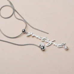 Holzkern Grateful-Charm|DAMES Charms|Sieraden