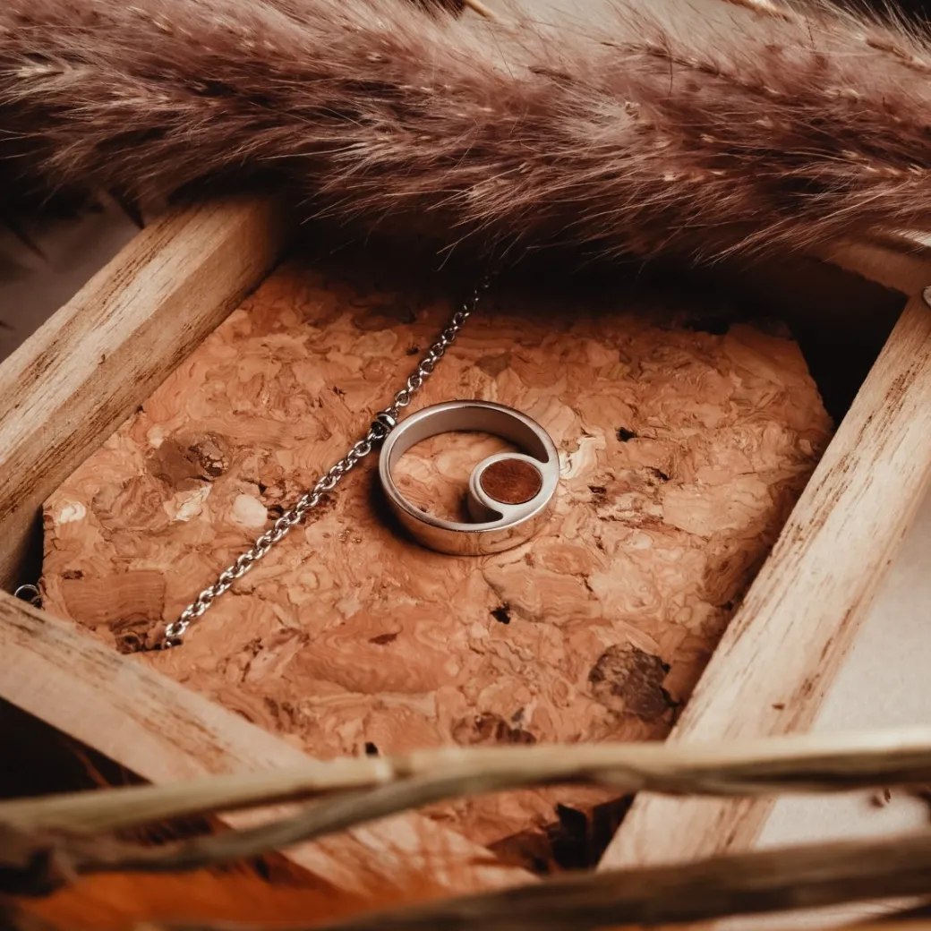 Holzkern Pigment Ketting|DAMES Kettingen